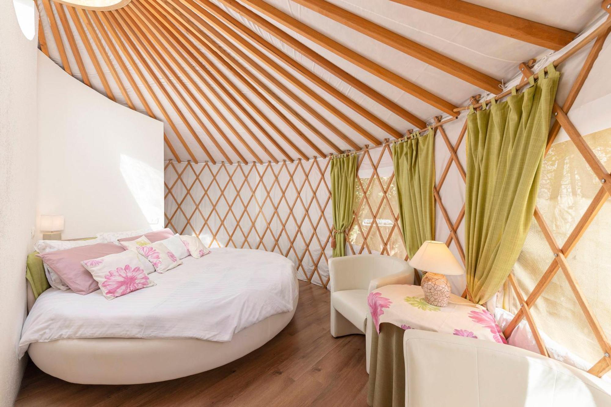 Hotel L.stile Glamping Portorose Esterno foto